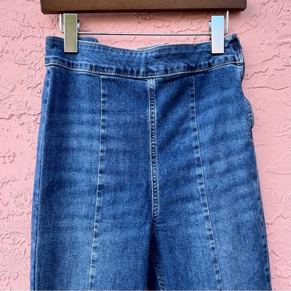 Forever 21 Flare Denim Jeans Side Zip Stretch High Waist Size 30